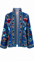 Azul Eléctrico con Flores Rojas y Mamey
