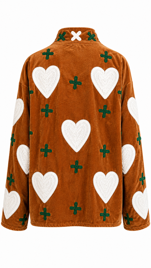 Café con Corazones Blancos y Cruces Verdes