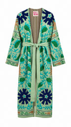 Kimono con detalles verdes, azul marino y café